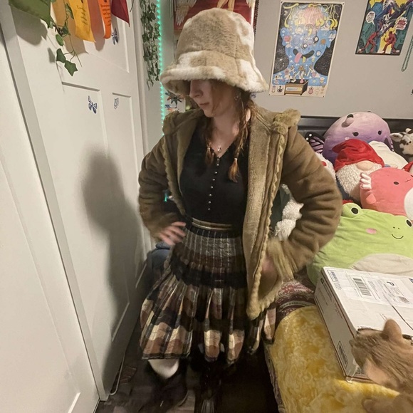 Meet your Posher, Bella - Picture 5 of 11